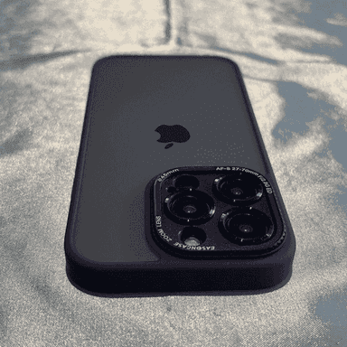 iPhone modelli telefonlar üçin niýetlenen daş.