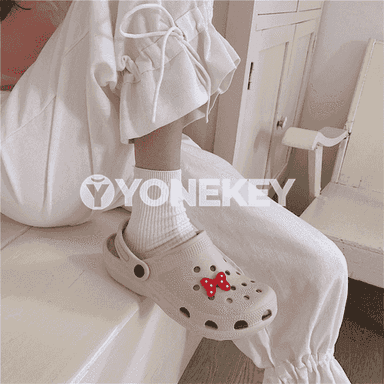 Zenanlar üçin niýetlenen öňi ýapyk şypbyklar