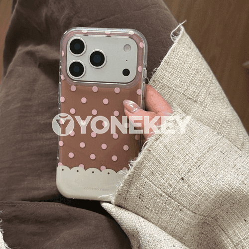 “iPhone 17 Pro”, “16 Pro Max” we “iPhone 14”modelli telefonlar üçin owadan reňkli we özboluşly dizaýnly çehollar.