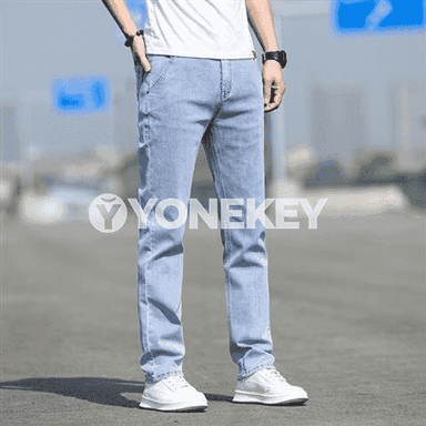 Erkekler üçin niýetlenen owadan, moda jynsy.