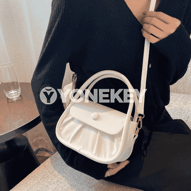 Zenanlar üçin niýetlenen mini sumka 