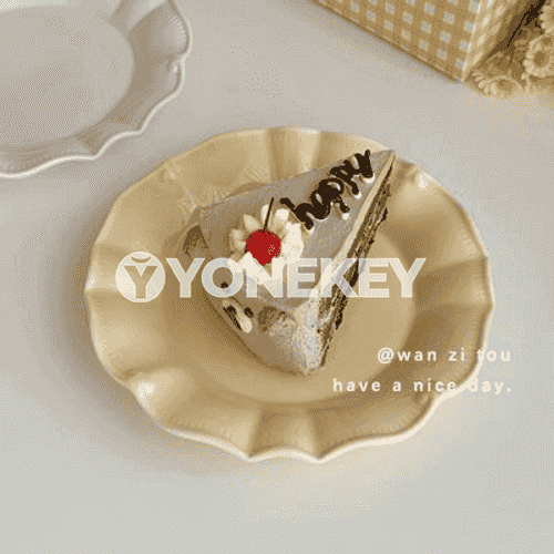 Koreý stilindäki owadan nagyşly tarelka 