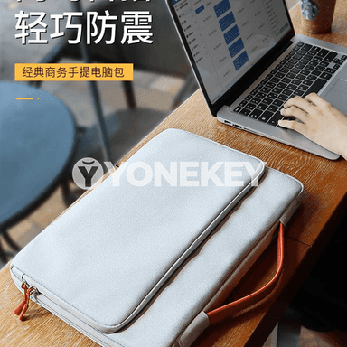 Notebook kompýuterler üçin ajaýyp dizaýnly sumkalar.