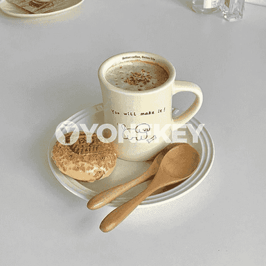 Täze dizýnda keramika bokal 