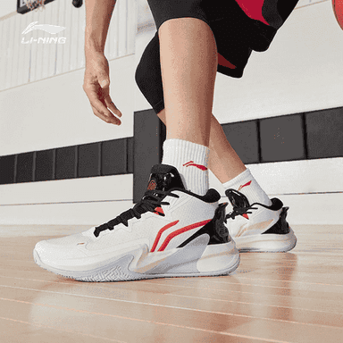 Oglanlar üçin niýetlenen basketbol krasowkasy