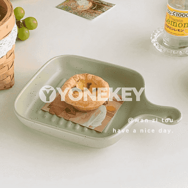 Täze dizaýdaky plastmas tabak 