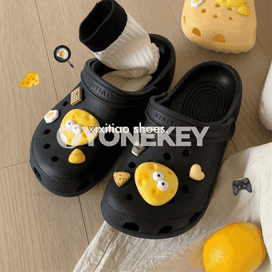 Zenanlar üçin niýetlenen arkasy açyk şypbyklar
