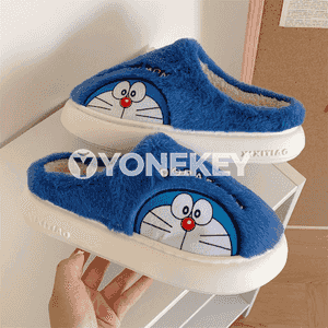 Gyzlaryň doraemon ýelekli ýapyk öý aýakgaplary.