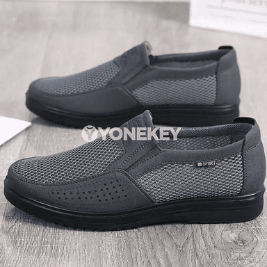 Erkekler üçin ýeňil dem alýan tomus loafer köwüşler