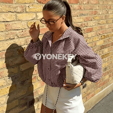 Zenanlar üçin öýli-ýolly ekrini bar bolan zolakly ýyly jaket