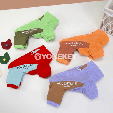 It we pişik üçin ýyly fleece kurtka, reňkli gyş penjiresi