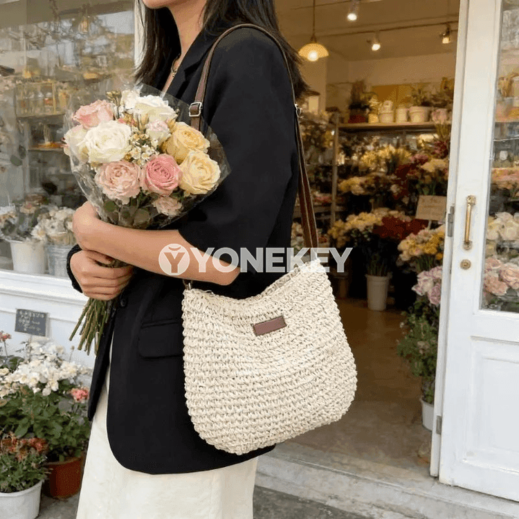 Aýal-gyzlar üçin ýazky saman crossbody sumka
