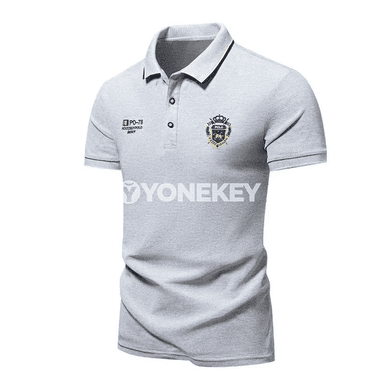Erkekler üçin ýeňil ýeňli nagyşly polo futbolka, tomsuň üçin