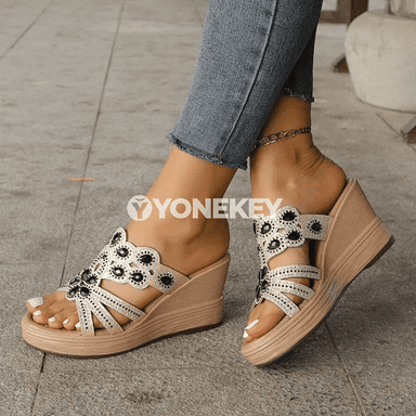 Zenanlar üçin ýyladyşly rhinestone bezegli tomus sandallary