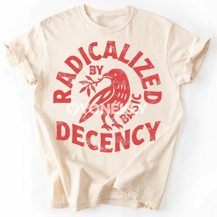 Erkekler üçin retro ýazgyly giň kesimli futbolka, unisex stil