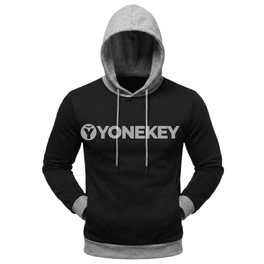 Erkekler üçin sport kapýuşonly penjek — ýyly, döwrebap, gündelik stil