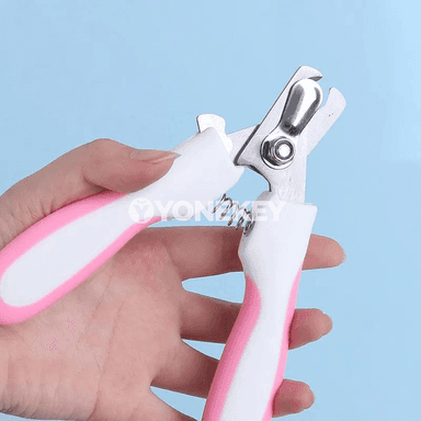 Itler we pişikler üçin professional dyrnak kesiji