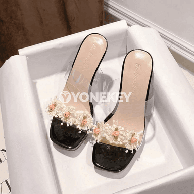 Zenanlar üçin ýokary ökjelikdäki şeffaf PVC sandal, platformaly