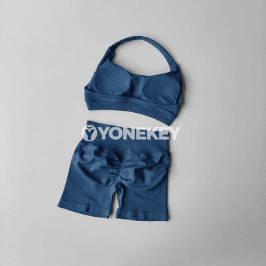 Aýal-gyzlar üçin tikinmeýän yoga toplumy, sport bra we şortik