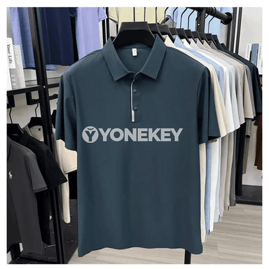 Erkekler üçin ýeňil, dem alýan polo futbolka – tomusky sport stili