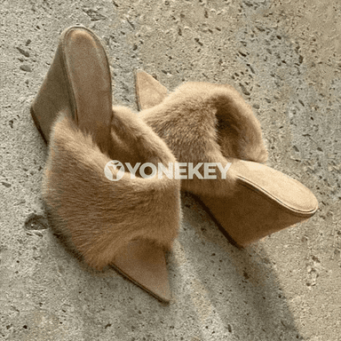 Aýal-gyzlar üçin moda tüýli platformaly sandalýa, tomusky