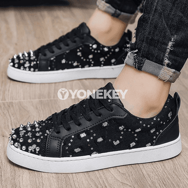 Erkekler üçin moda we amatly gündelik sport aýakgaplary