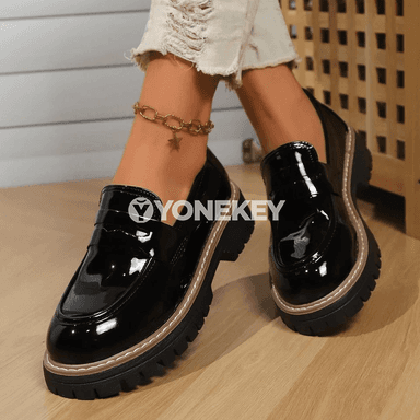 Aýal-gyzlar üçin platformaly gara loafers aýakgaplar