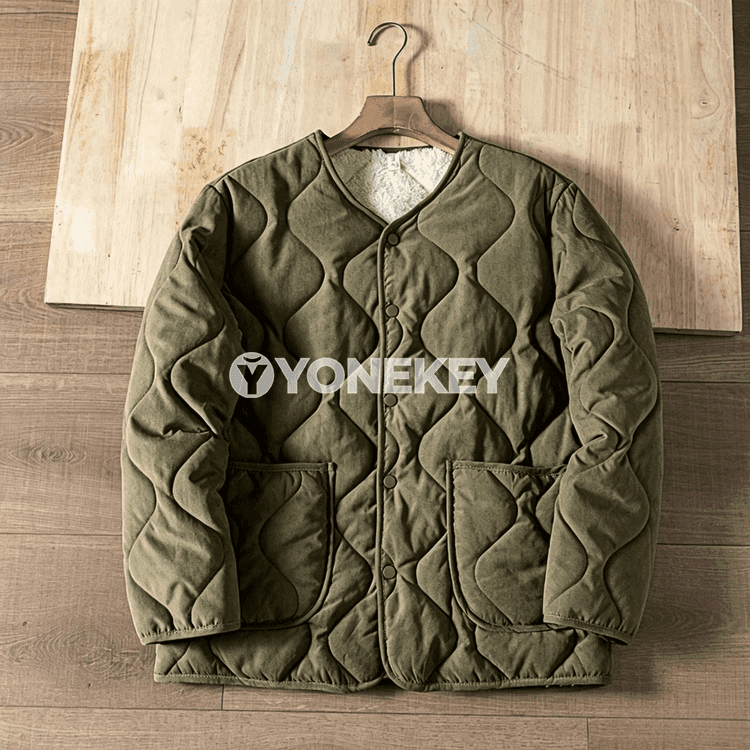 Erkekler üçin ýyly galyň retro stil kurtka