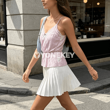 Zenanlar üçin dantelli ýeňil camisole top, tomusky täze görnüş