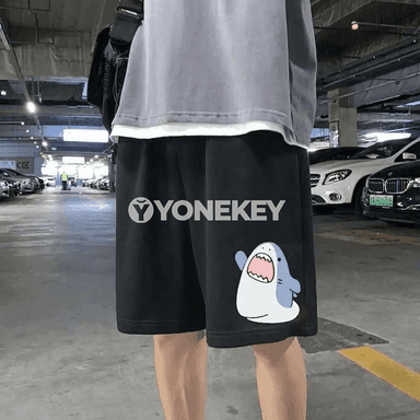 Erkekler üçin gysga ýeňil sport şortik — çaply, giň kesim, M-5XL