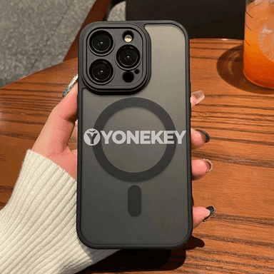 iPhone üçin mat, şokdan goraýan magnitli örtük