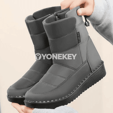 Zenanlar üçin ýyly gyş ädikleri, suw geçirmeýän platformaly model