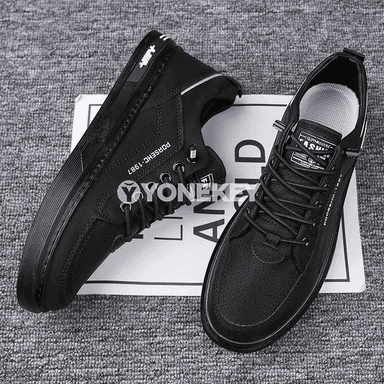 Erkekler üçin ýeňil we howa geçiriji slip-on krossowkalar
