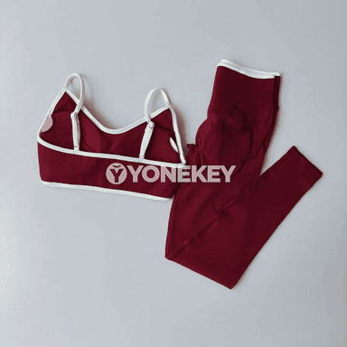 Zenanlar üçin tikinsiz fitness kostýumy, leginsli sport toplumy