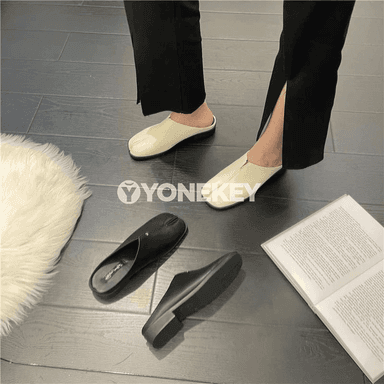 Zenanlar üçin split-toe deri flat köwüşler, rahat mules