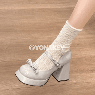 Mary Jane stilindäki tomusky ýokary ökçeli aýal köwüşleri