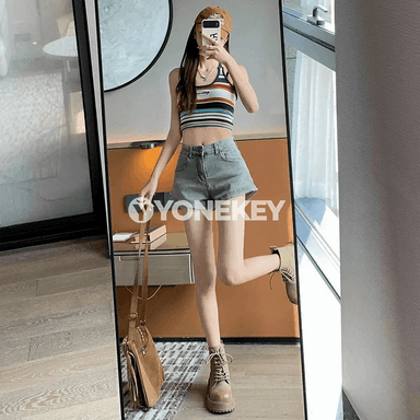 Zenanlar üçin ýokary belli denim şortik — ýokarky görnüş, tomuslyk