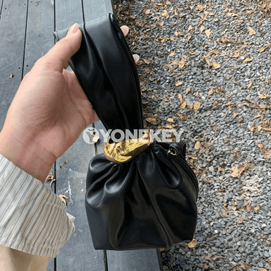 Zenanlar üçin kiçi pu deriden bukulan clutch sumka