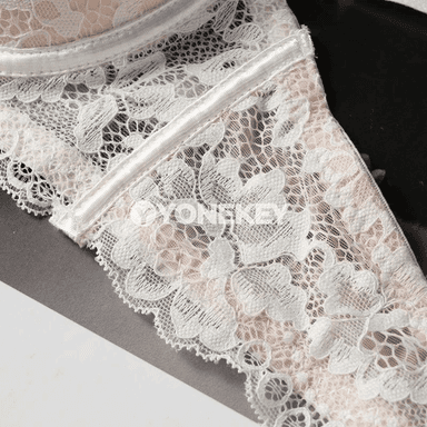 Zenanlar üçin dantelli push-up lifçik, halka simli, ýarym käse