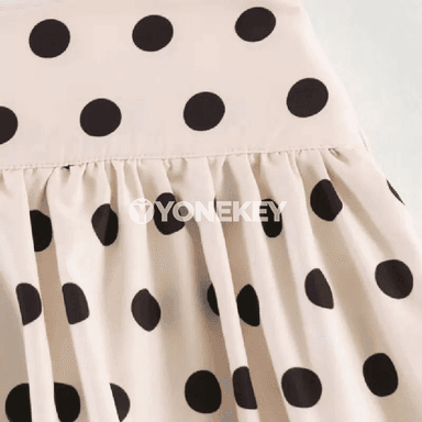 Zenanlar üçin nokatly A-line mini yubka, ýazky-gündelik stil