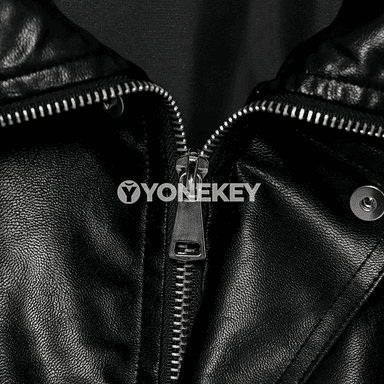 Aýal-gyzlar üçin gara vintage motosikl stilindäki jaket