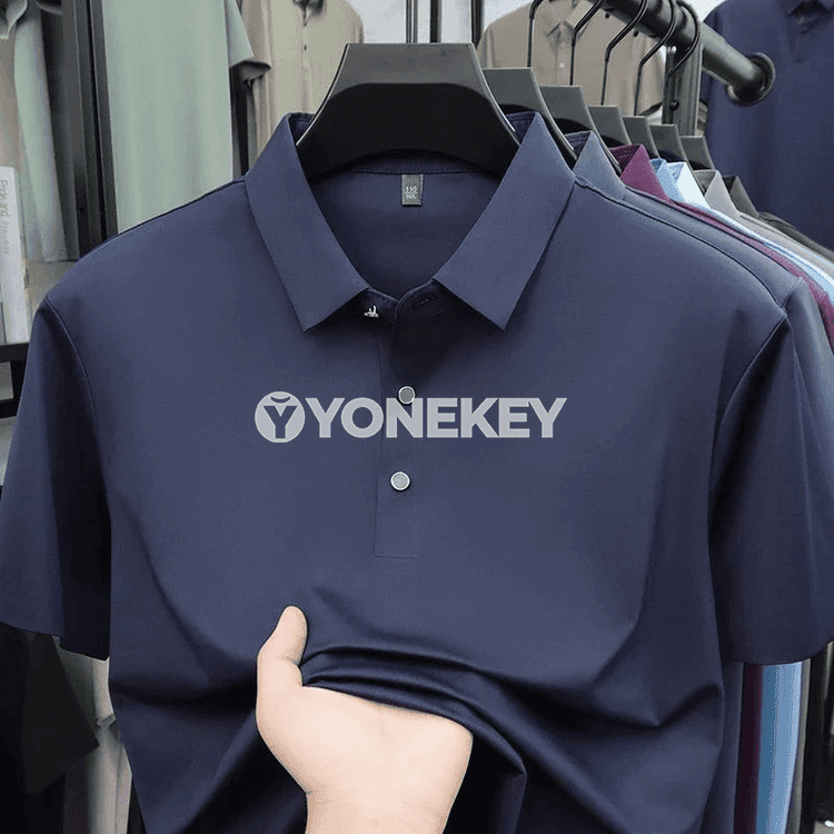 Erkekler üçin täze polo köýnek — ütüge garşy, ýeňil, sypaýy