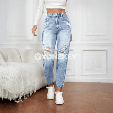 Zenanlar üçin dar kesimli ýyrtyk denim jeans, gündelik stil