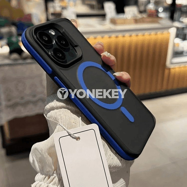 iPhone 11–18 üçin magnitli mataly gorag gapagy