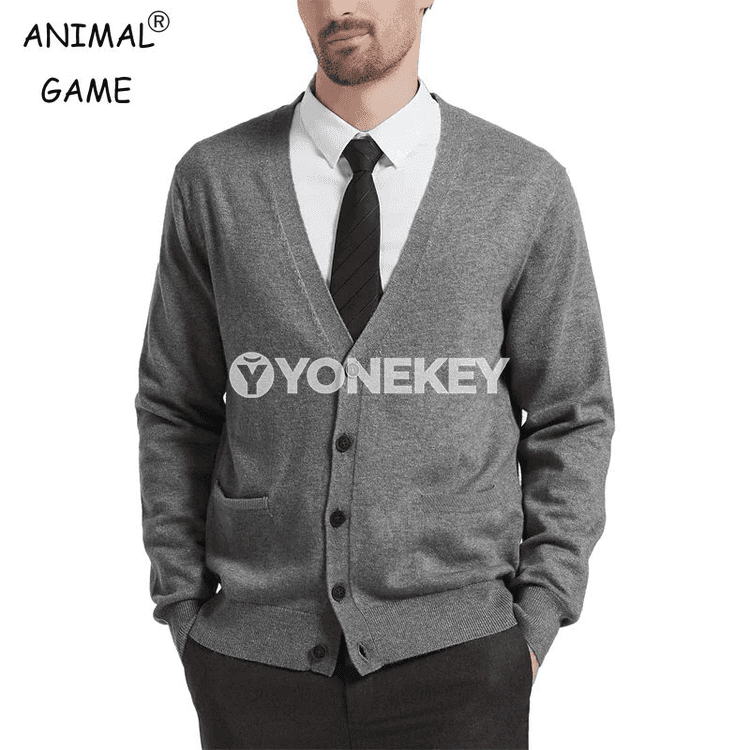Erkekler üçin düwmelije kardigan switer, ýeňil we döwrebap stil