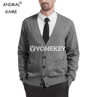 Erkekler üçin düwmelije kardigan switer, ýeňil we döwrebap stil