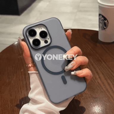 iPhone üçin aýdyň magnitli silikon gorag gapagy