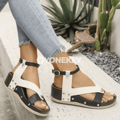 Aýal-gyzlar üçin retro sandallar, moda we rahat dizaýn