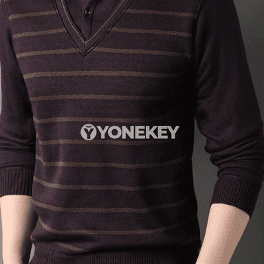 Erkekler üçin polo boýunly ýyly fleece switer, zolakly