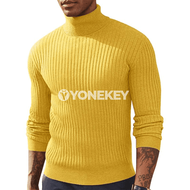Erkekler üçin gyşky ýyly boýnly ýeňil switer, zolakly, dar kesim